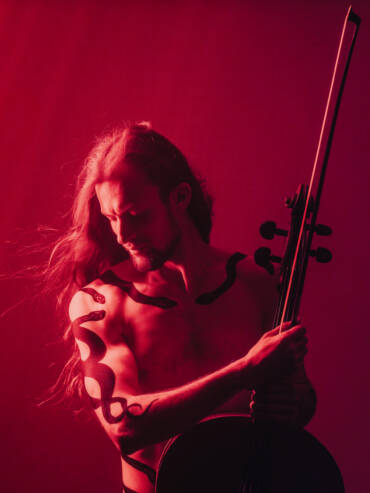 Raphael Weinroth-Browne: Lifeblood